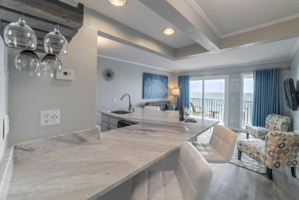 421-Fully Renovated, Wifi, Pool, Amazing Views, Near Bucs Stadium Tampa Eksteriør billede