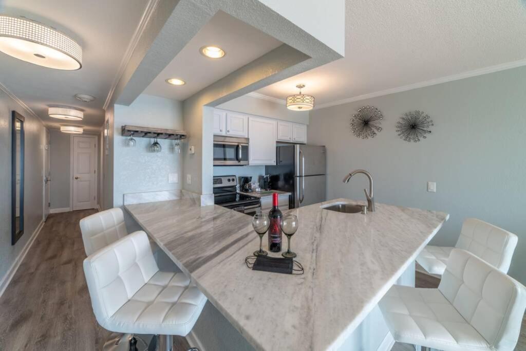 421-Fully Renovated, Wifi, Pool, Amazing Views, Near Bucs Stadium Tampa Eksteriør billede
