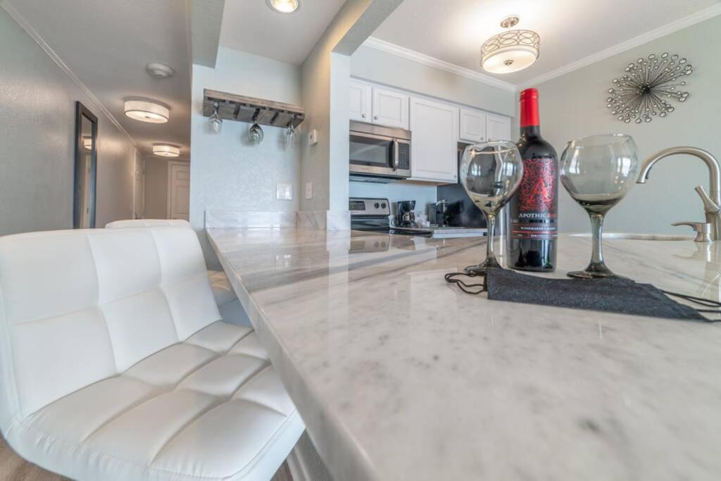 421-Fully Renovated, Wifi, Pool, Amazing Views, Near Bucs Stadium Tampa Eksteriør billede